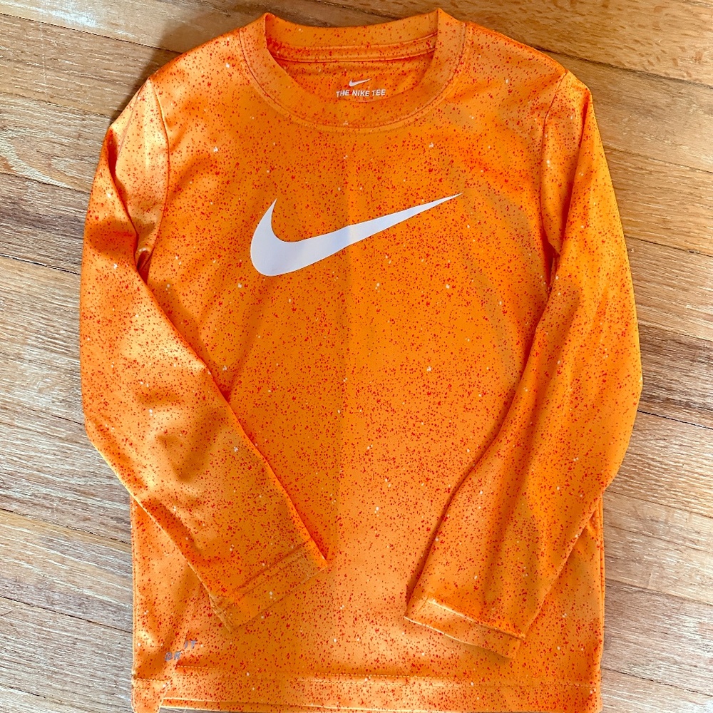Kids Nike Long Sleeved Shirt